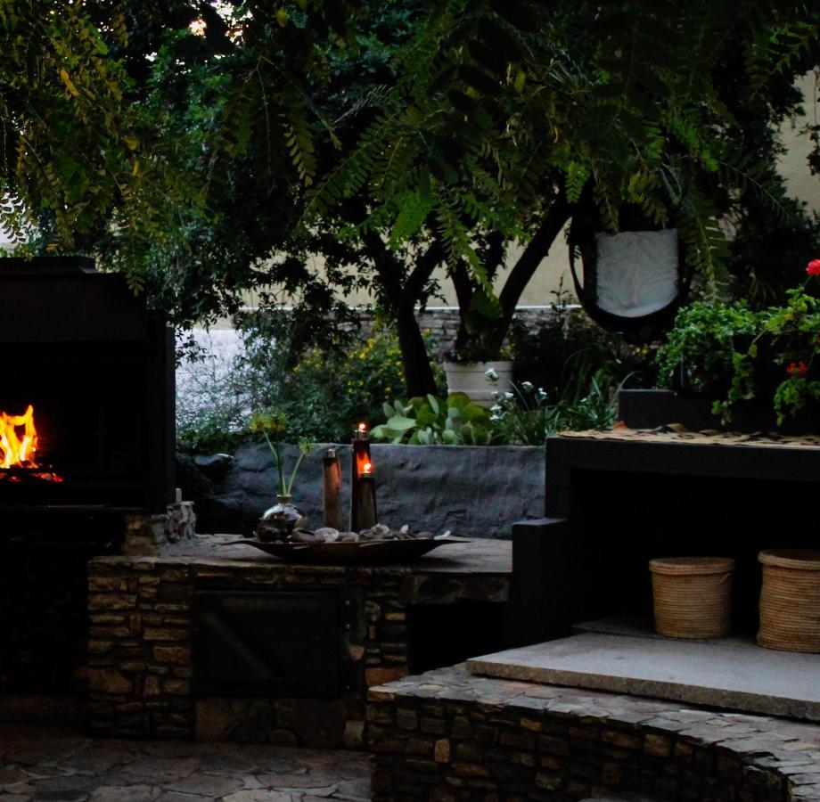 Alluring Self Catering 2 Bedroom Villa At Bokmakierie Villas Βίντχουκ Εξωτερικό φωτογραφία
